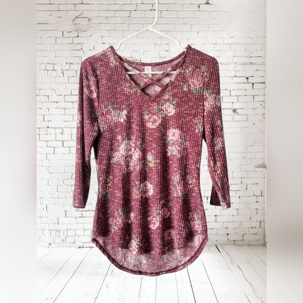 No Boundaries Floral Ribbed Knit Top - Juniors Size Large